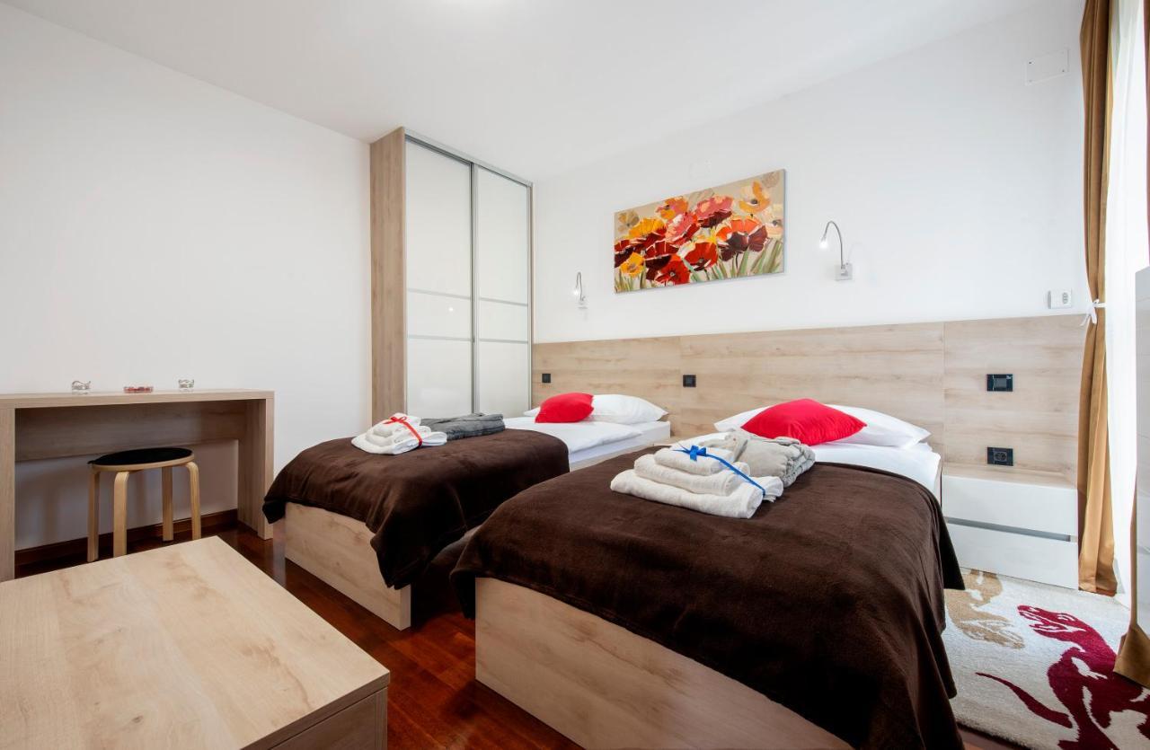 Ratkajec Luxury Apartments Varaždin Exteriör bild